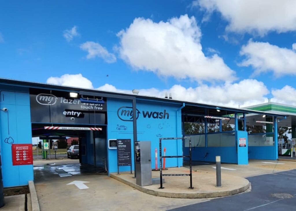 Roseworthy Car Spa Dog Wash 1